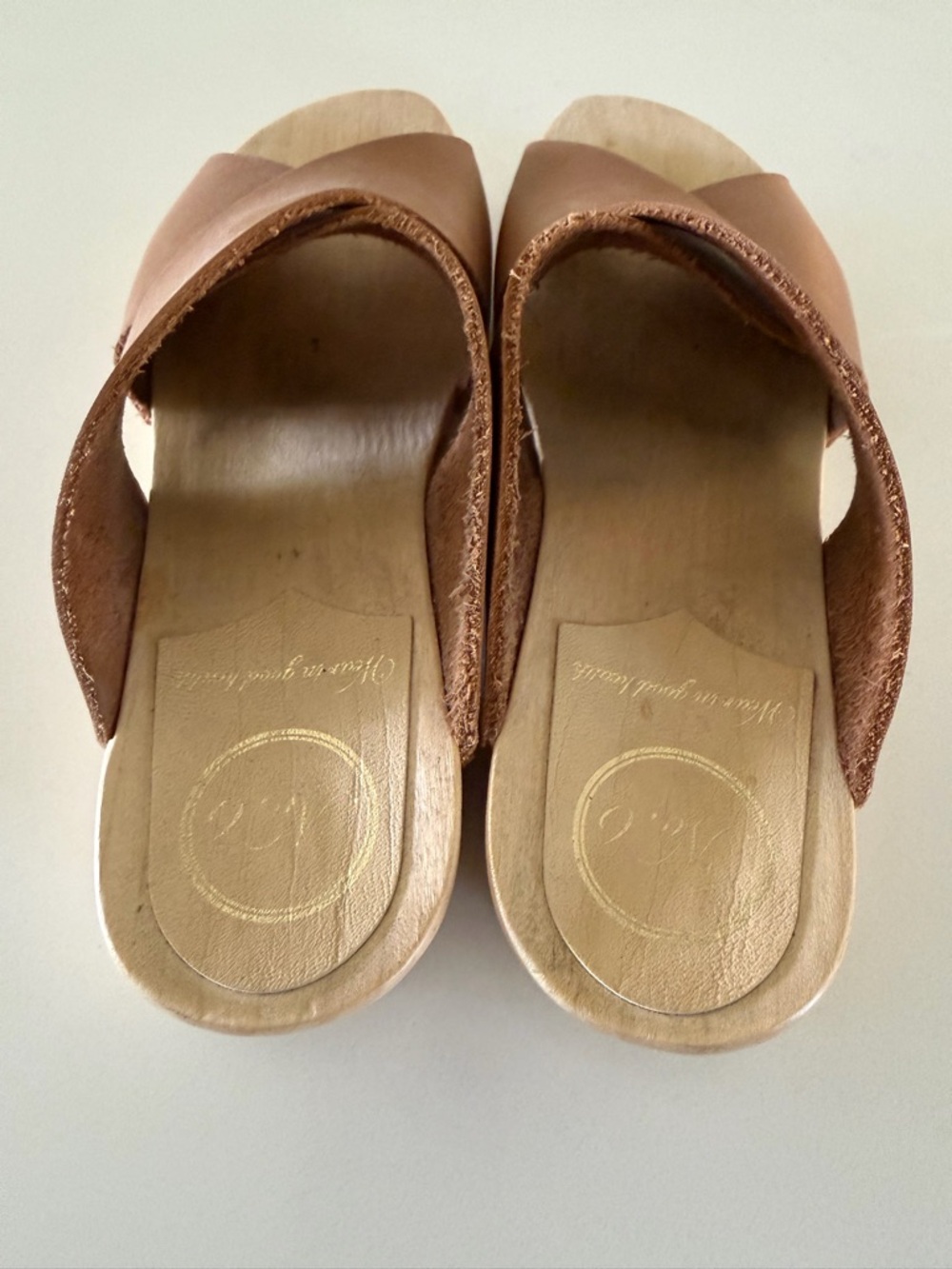 No. 6 Frida Clog - Picture 2 of 10